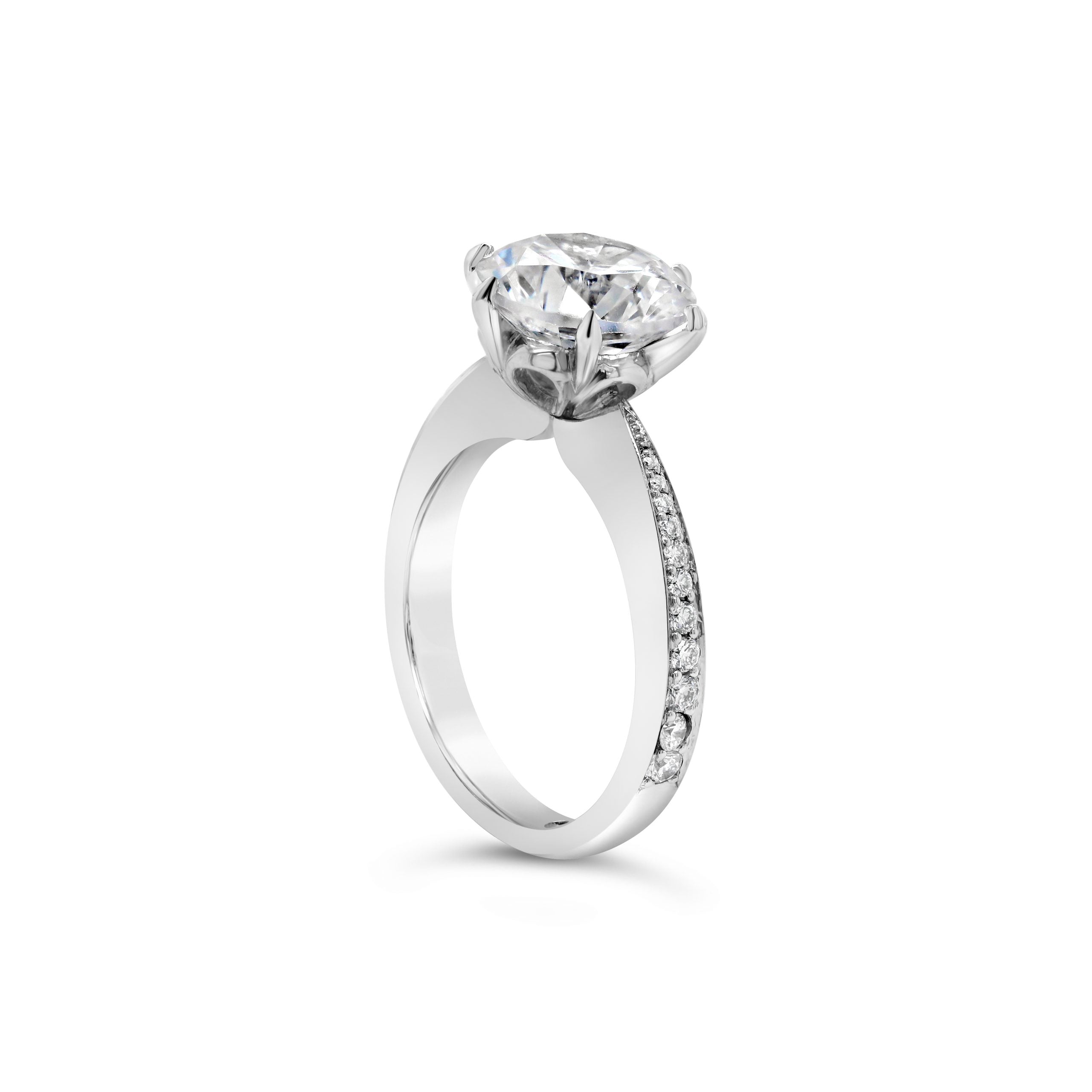 1.50ct ROUND CUT IN WHITE GOLD RING SIDE VIEW