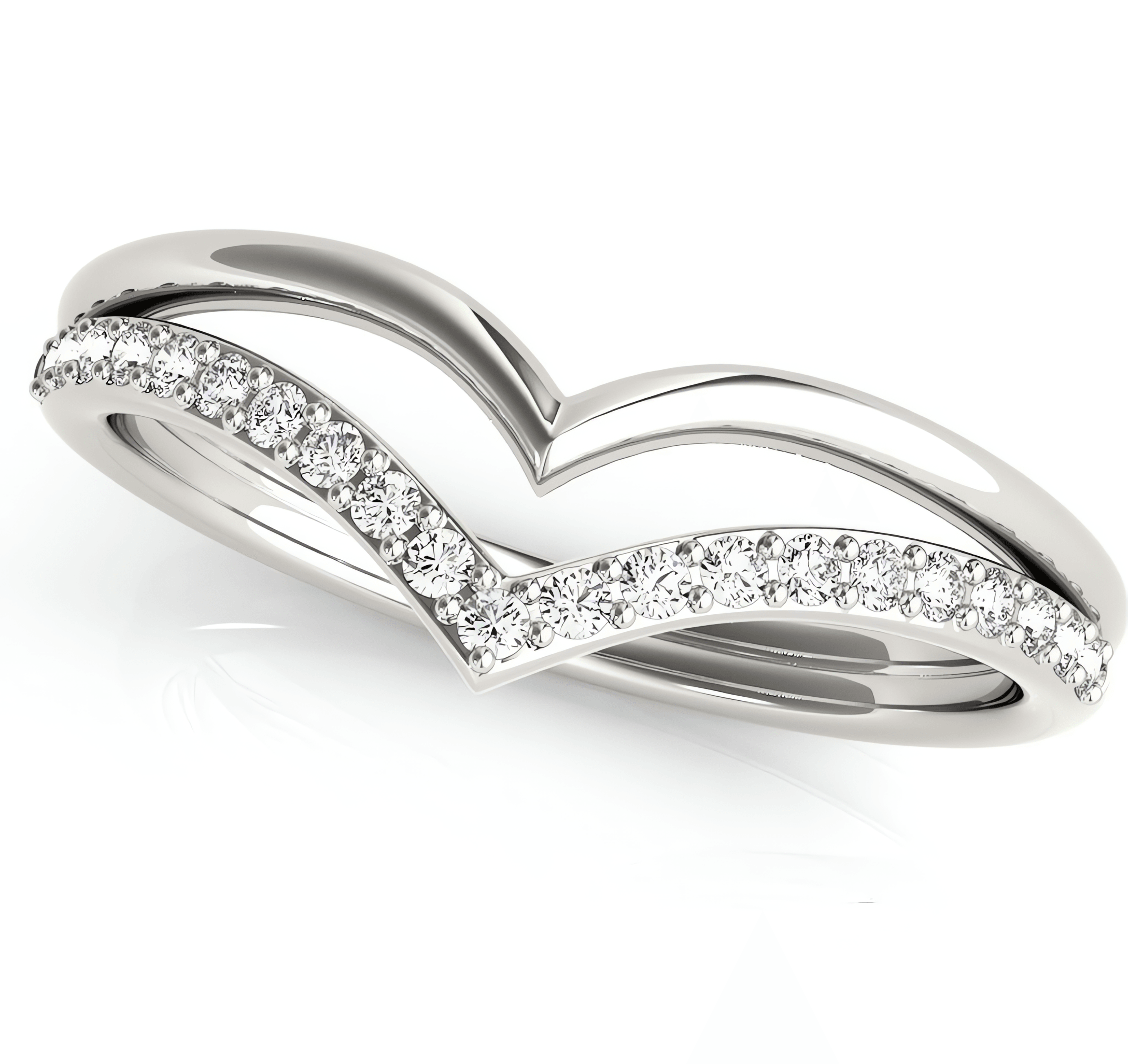 WHITE_GOLD_DIAMOND_RING_SIDE_VIEW_PHOTO